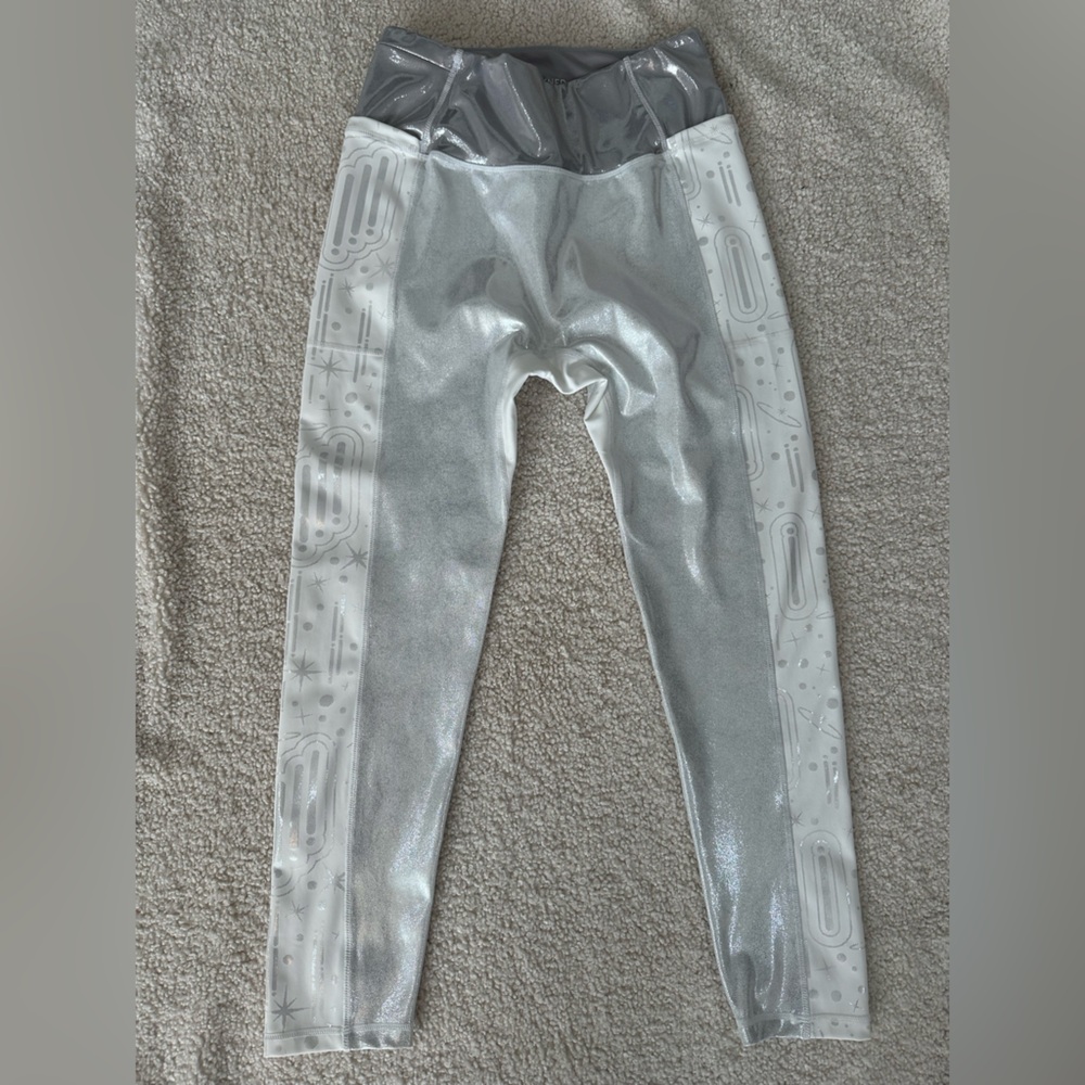 Crowned Athletics - REBEL PRINCESS LEGGINGS